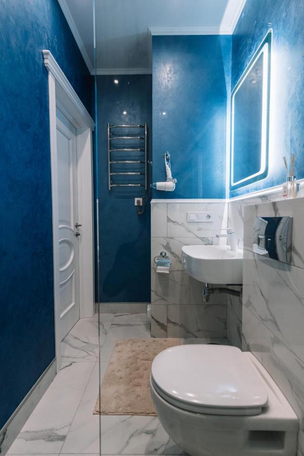 Royal Tower Vip Smart Apartments 3 Kiev Extérieur photo